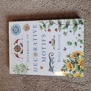 Handbook of Decorative Motifs by Birthe Koustrup